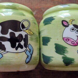 Vintage SAP Trading Silly Little Cows Salt and Pepper Shakers